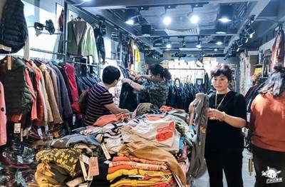 凌晨四點(diǎn)，廣州白馬 淘寶服裝帝國的批發(fā)心臟